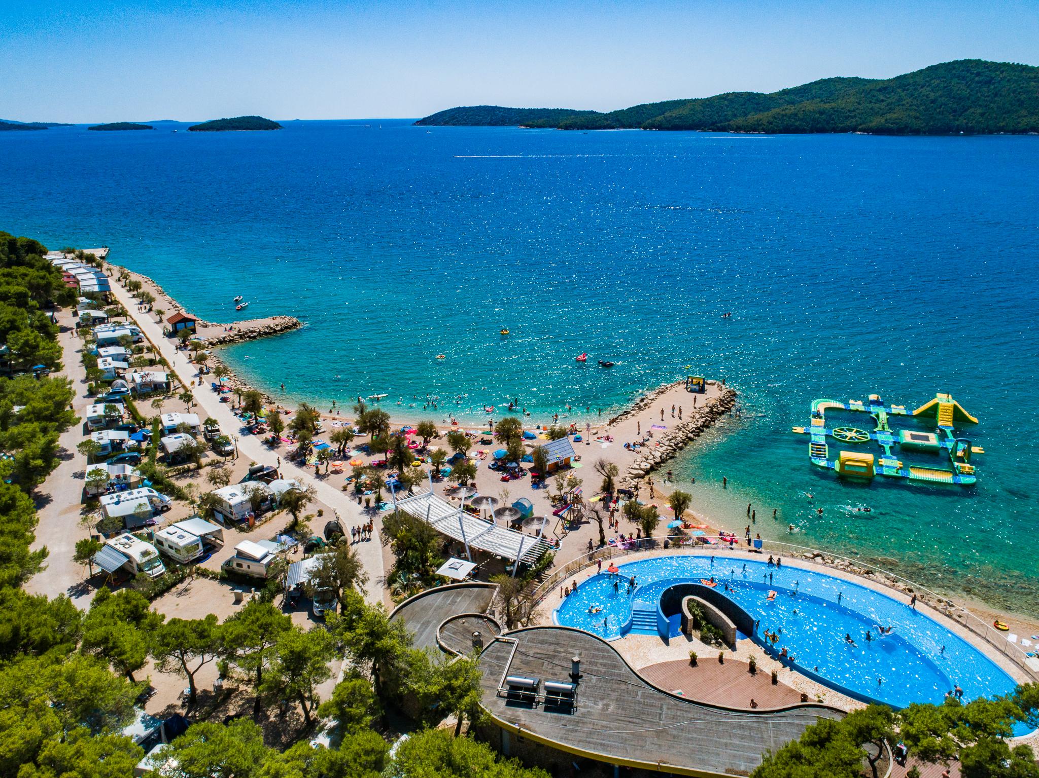Solaris Beach Resort - Camping Mobilehomes Шибеник Экстерьер фото